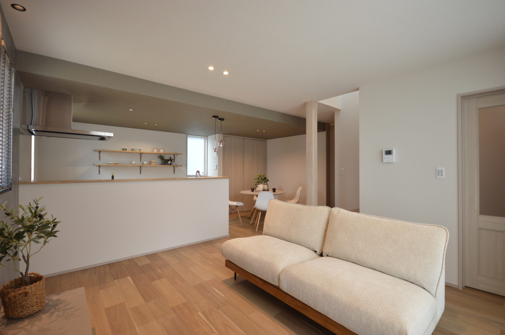 西区小針Ａ　建売住宅　4,500万円 写真6