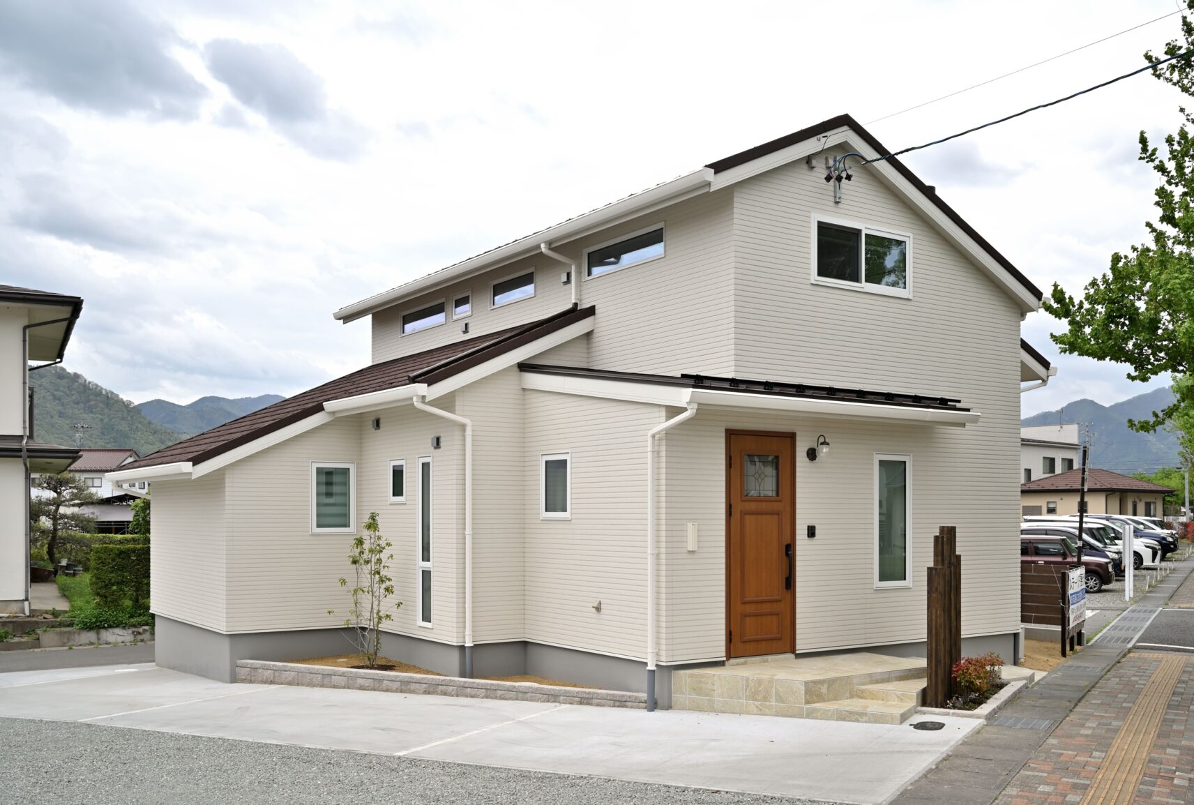 千曲市杭瀬下Ａ　建売住宅　3,780万円 写真1